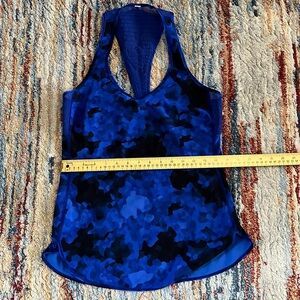 Lululemon tank top